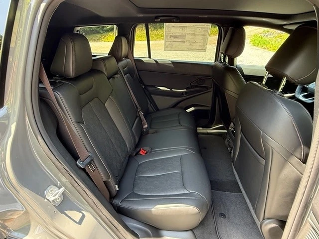 2026 Jeep Cherokee - Image 22 of 31