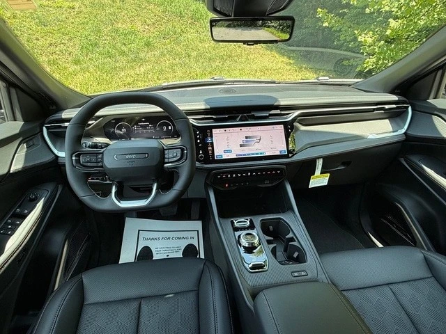 2026 Jeep Cherokee - Image 11 of 31