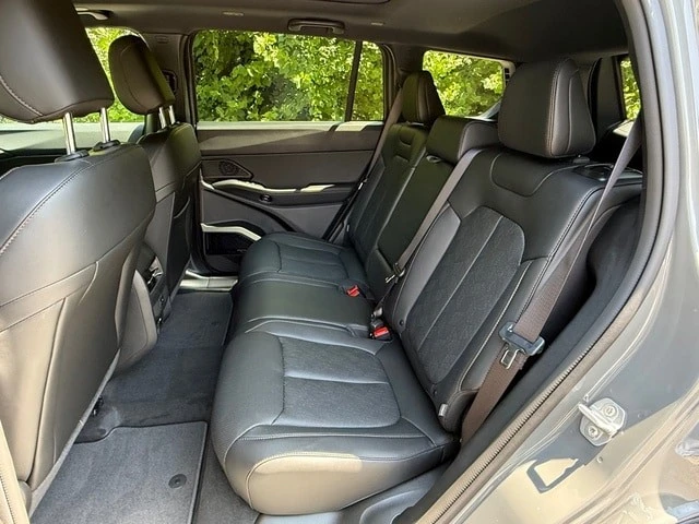 2026 Jeep Cherokee - Image 18 of 31