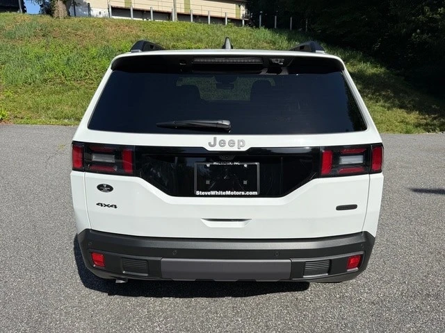 2026 Jeep Cherokee - Image 8 of 31