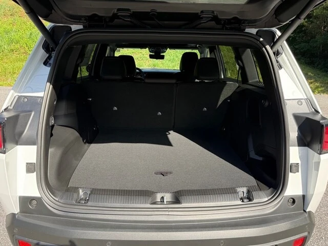 2026 Jeep Cherokee - Image 6 of 10