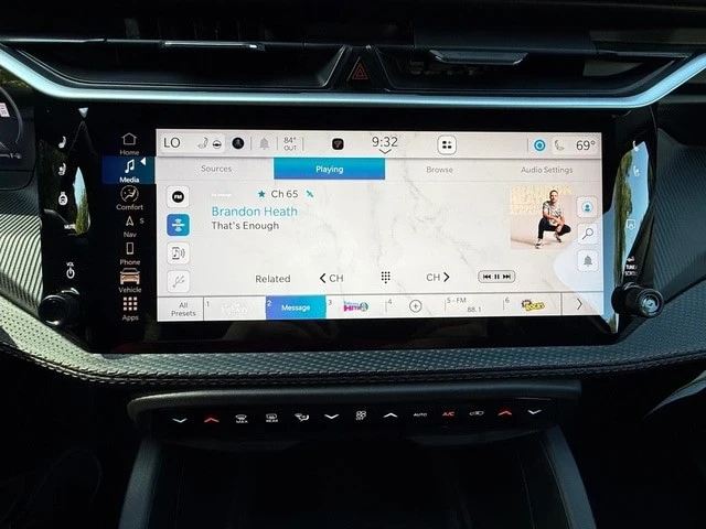 2026 Jeep Cherokee - Image 25 of 31