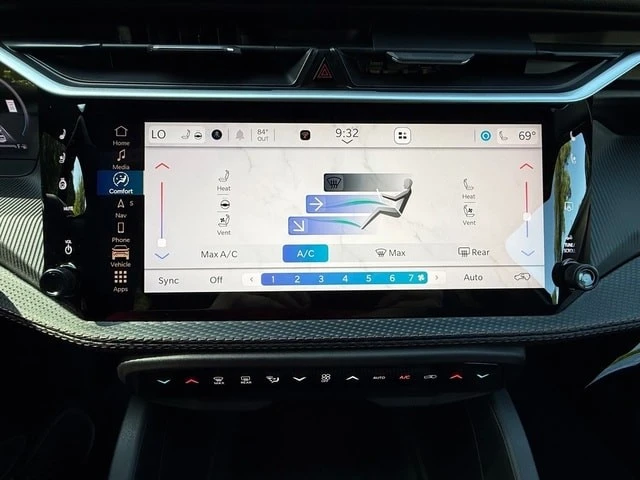 2026 Jeep Cherokee - Image 26 of 31