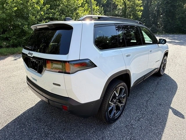 2026 Jeep Cherokee - Image 7 of 31