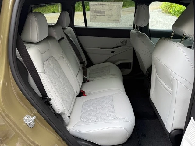 2026 Jeep Cherokee - Image 21 of 31