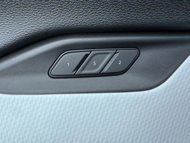 2026 Jeep Cherokee - Image 13 of 31
