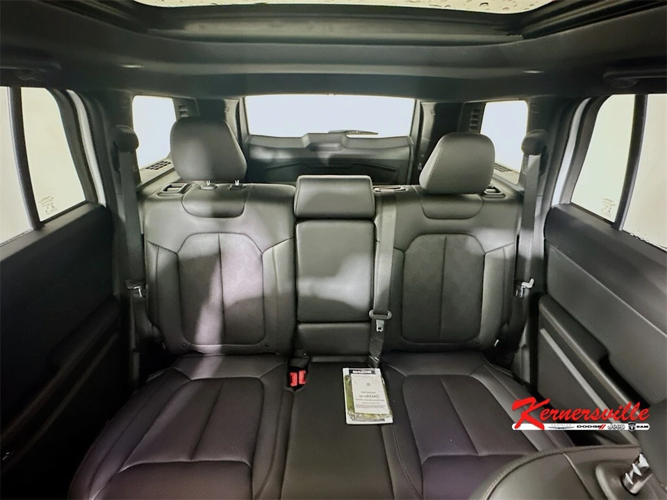 2026 Jeep KL Cherokee - Image 10 of 21