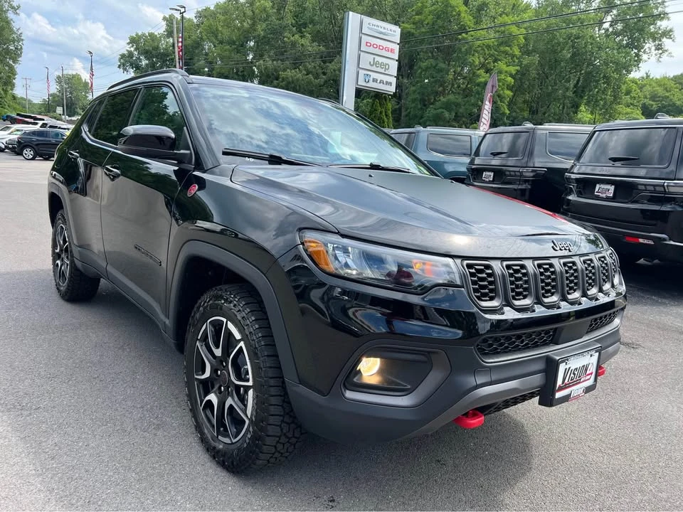 2026 Jeep Compass - Image 4 of 20