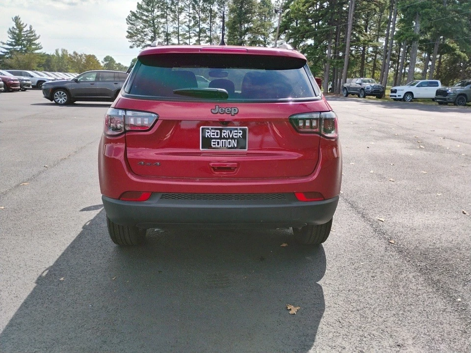 2026 Jeep Compass - Image 6 of 12