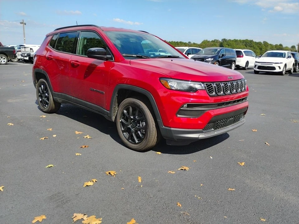 2026 Jeep Compass - Image 3 of 12