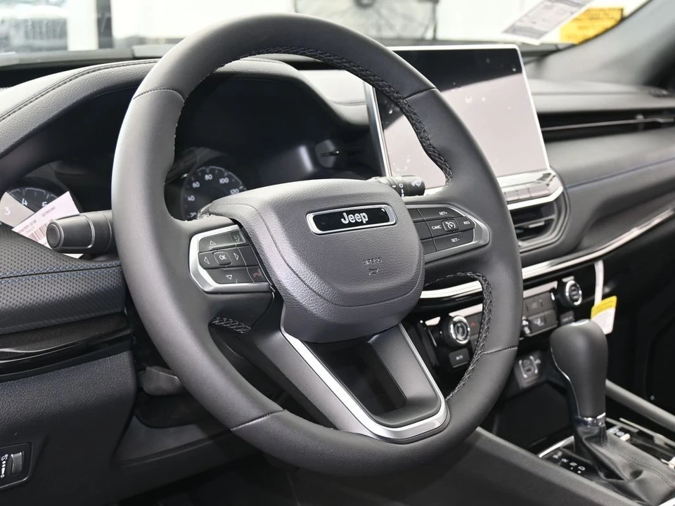 2026 Jeep Compass - Image 13 of 21