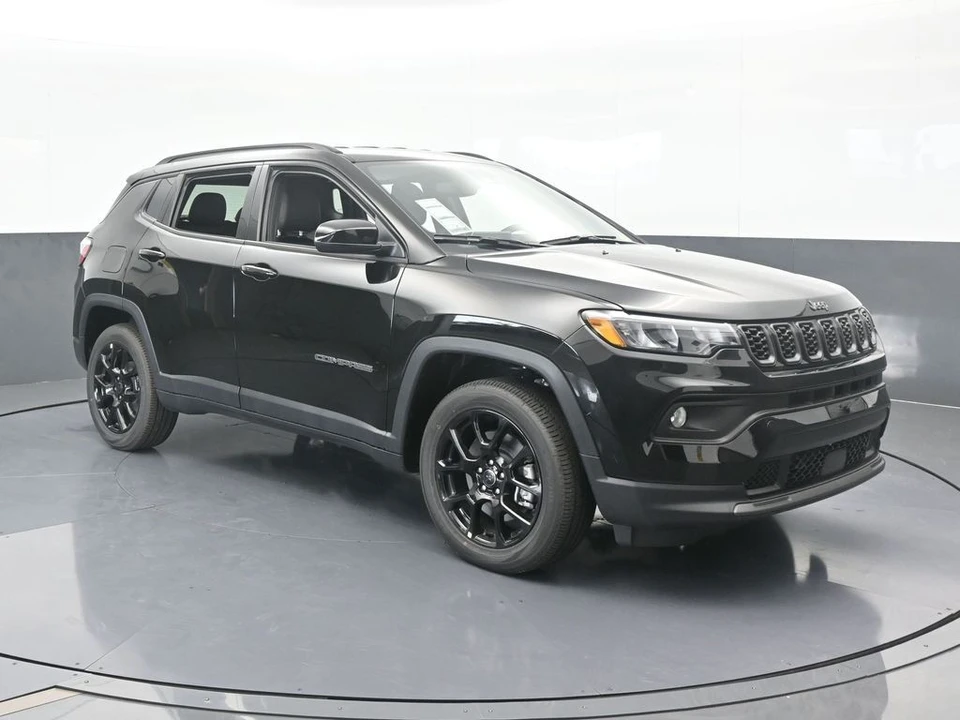 2026 Jeep Compass - Image 8 of 12