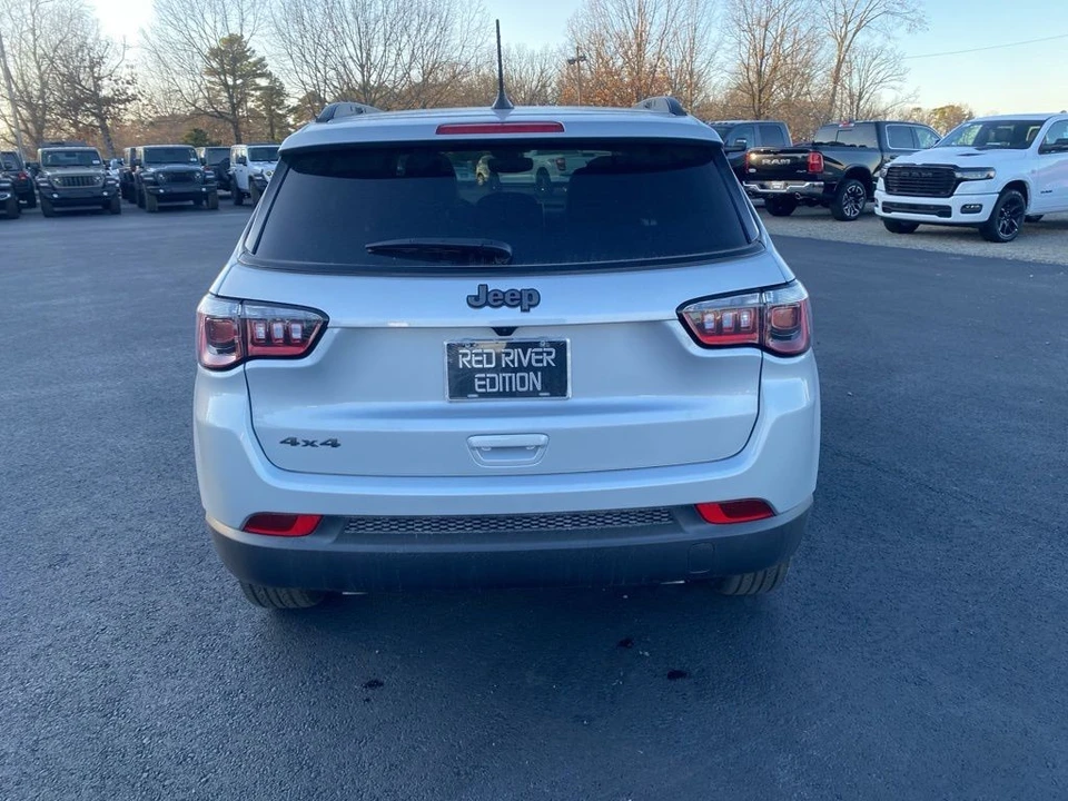 2026 Jeep Compass - Image 6 of 12