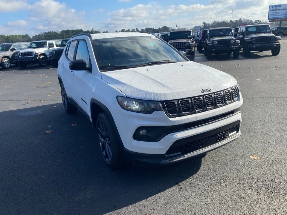 2026 Jeep Compass - Image 3 of 12