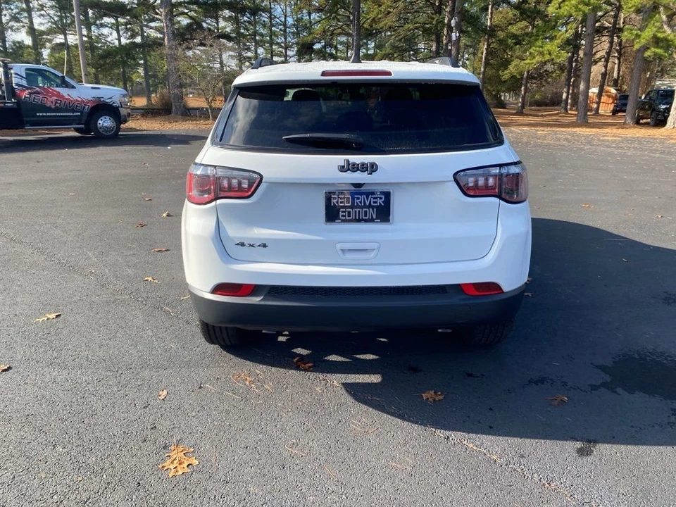 2026 Jeep Compass - Image 6 of 12