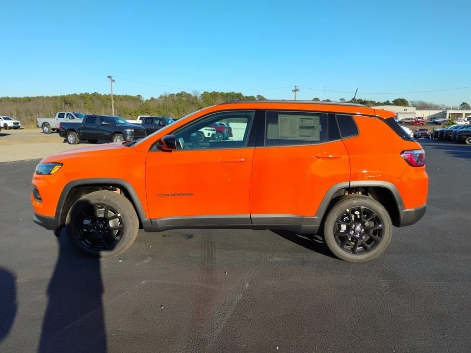 2026 Jeep Compass - Image 8 of 12