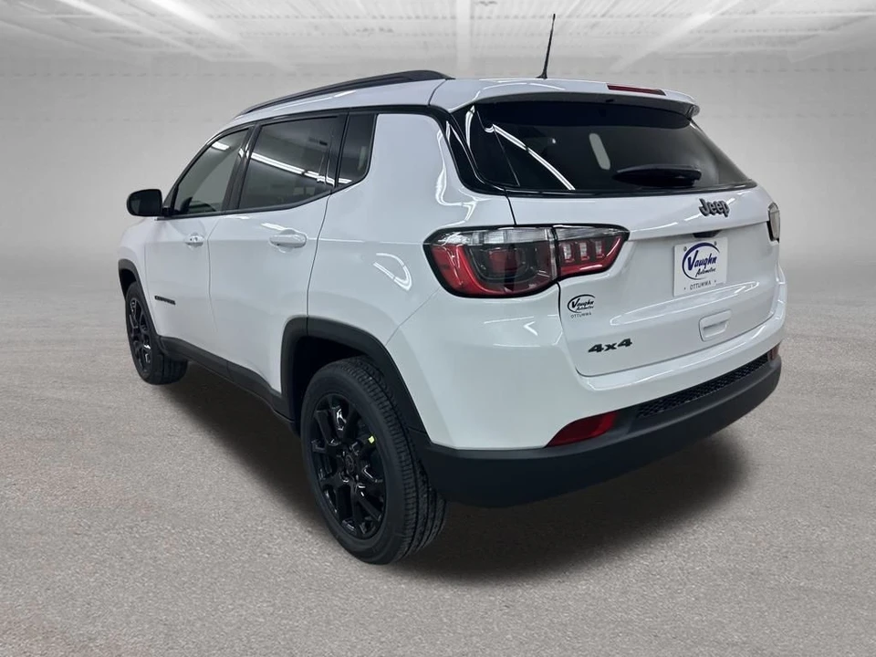2026 Jeep Compass - Image 7 of 12