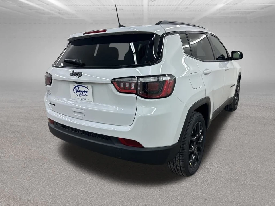 2026 Jeep Compass - Image 11 of 12