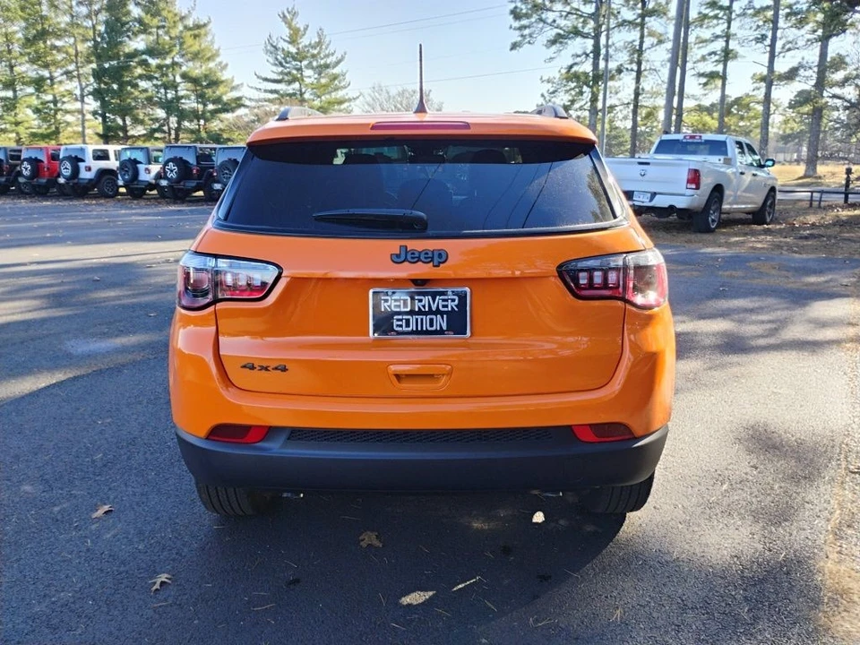 2026 Jeep Compass - Image 6 of 12