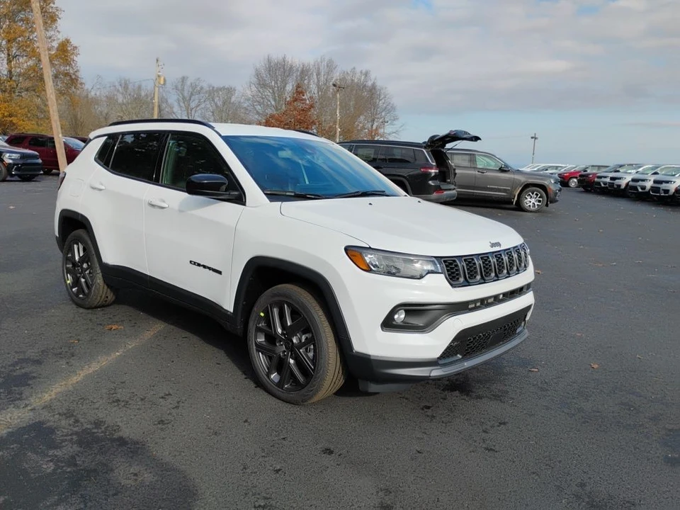 2026 Jeep Compass - Image 3 of 12