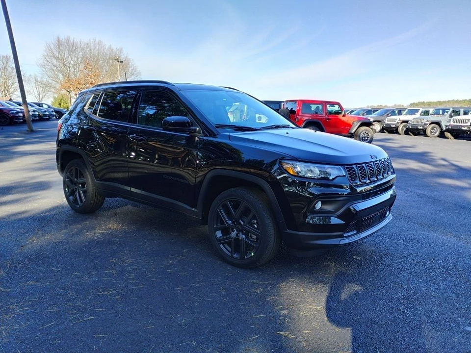 2026 Jeep Compass - Image 3 of 12