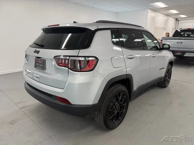 2026 Jeep Compass - Image 6 of 12