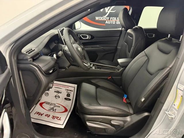 2026 Jeep Compass - Image 11 of 12