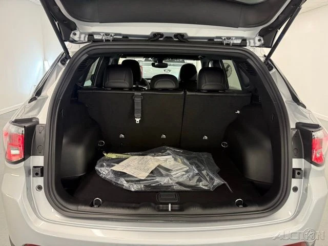 2026 Jeep Compass - Image 8 of 12