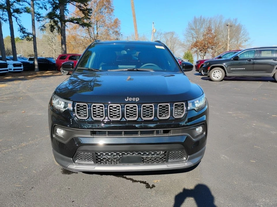 2026 Jeep Compass - Image 2 of 12