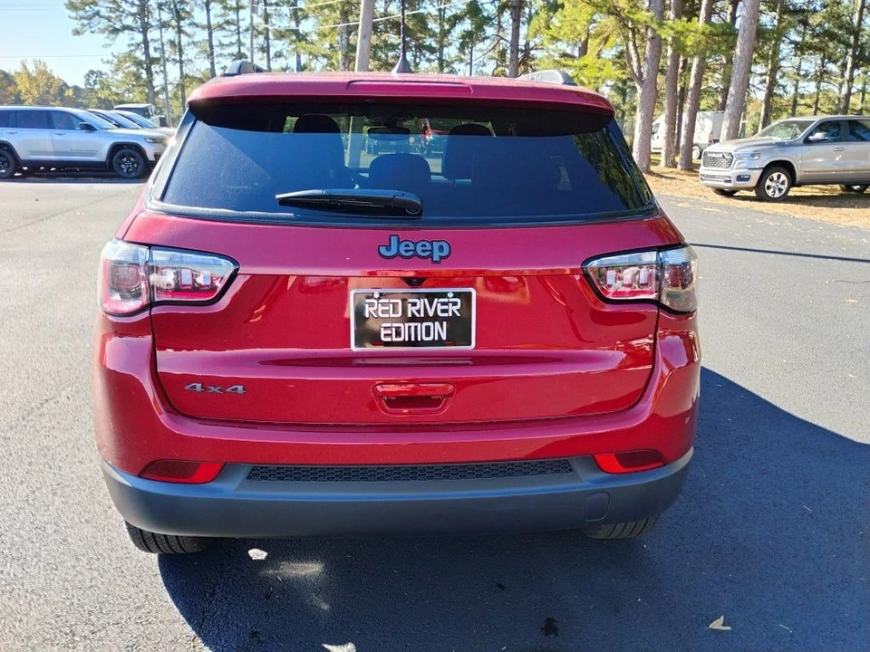 2026 Jeep Compass - Image 6 of 12
