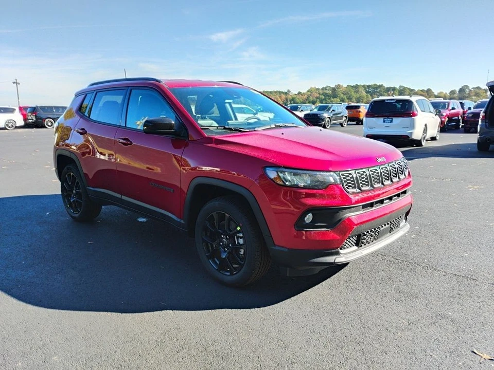 2026 Jeep Compass - Image 3 of 12