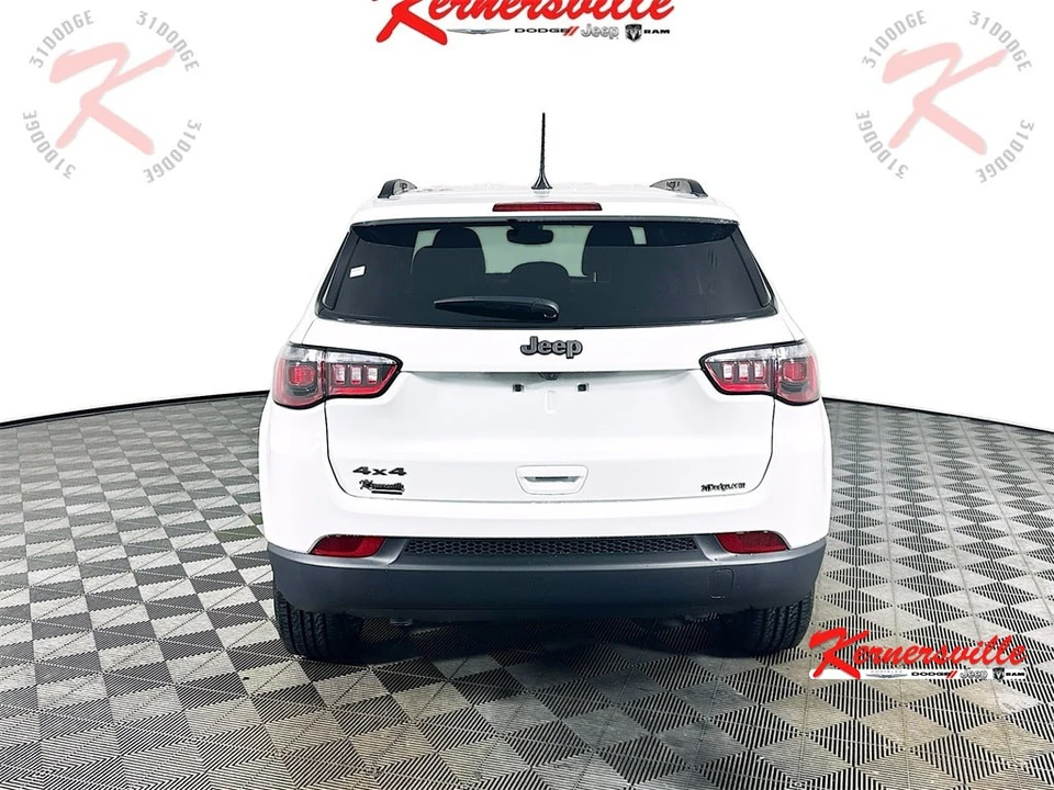 2026 Jeep Compass - Image 6 of 12