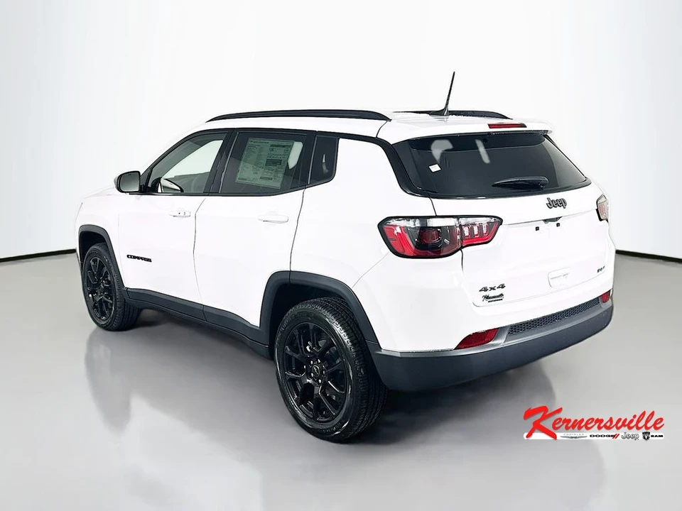 2026 Jeep Compass - Image 5 of 12