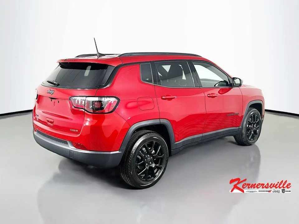 2026 Jeep Compass - Image 7 of 12