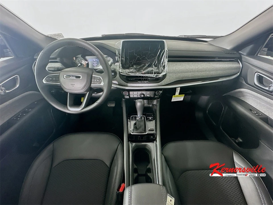 2026 Jeep Compass - Image 9 of 12