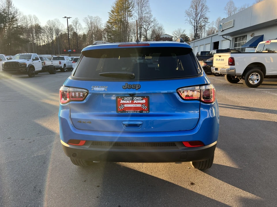 2026 Jeep Compass - Image 2 of 21