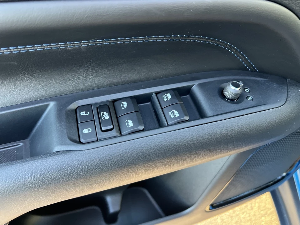 2026 Jeep Compass - Image 13 of 21