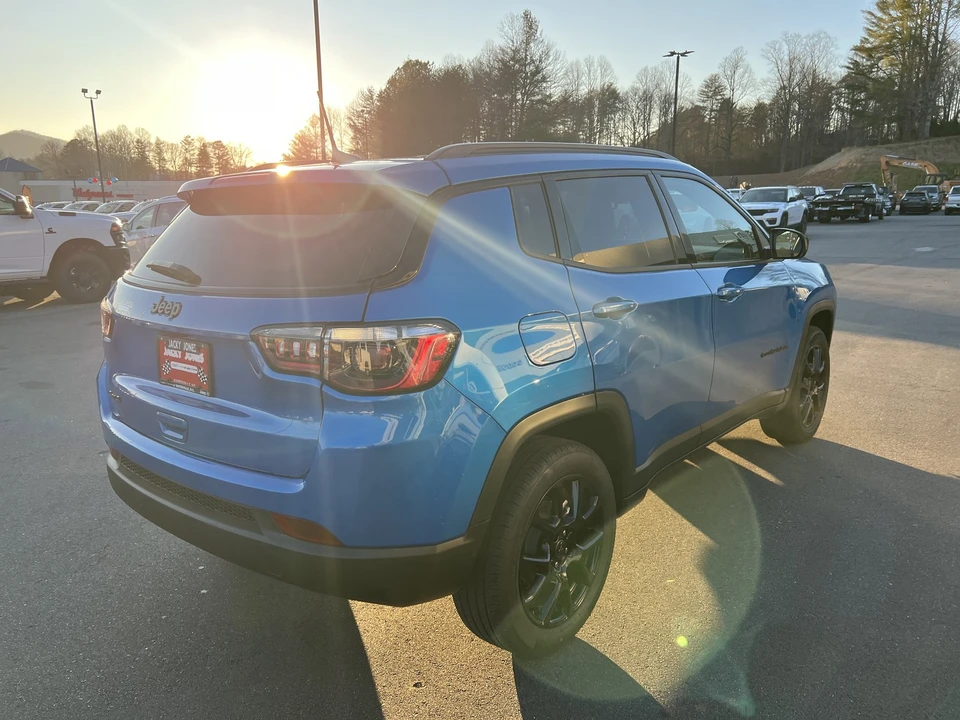 2026 Jeep Compass - Image 3 of 21