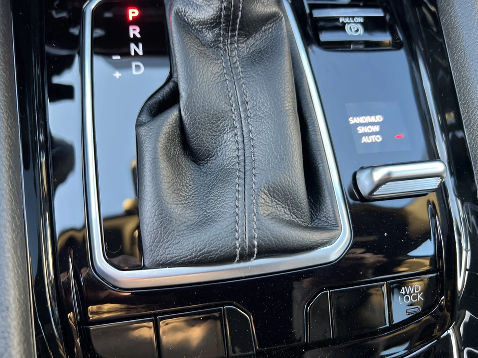 2026 Jeep Compass - Image 18 of 21