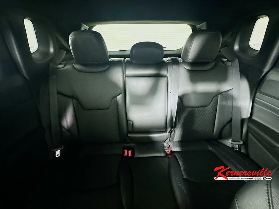 2026 Jeep Compass - Image 10 of 12