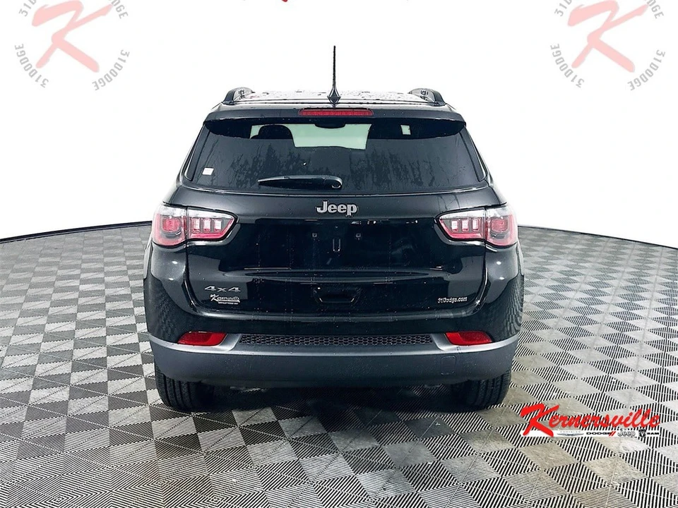 2026 Jeep Compass - Image 6 of 12