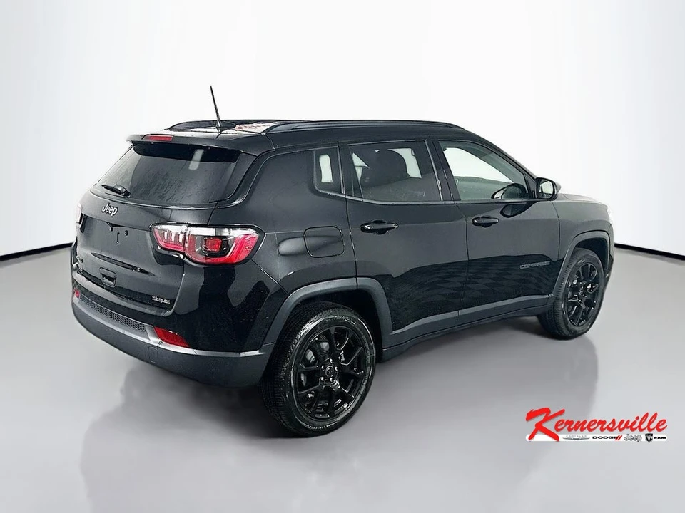 2026 Jeep Compass - Image 7 of 12