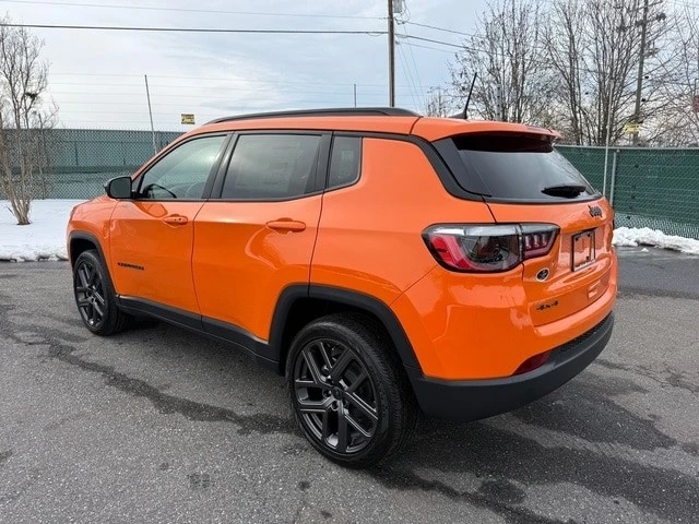 2026 Jeep Compass - Image 9 of 21