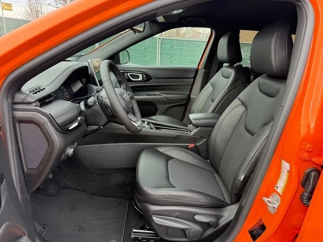 2026 Jeep Compass - Image 12 of 21