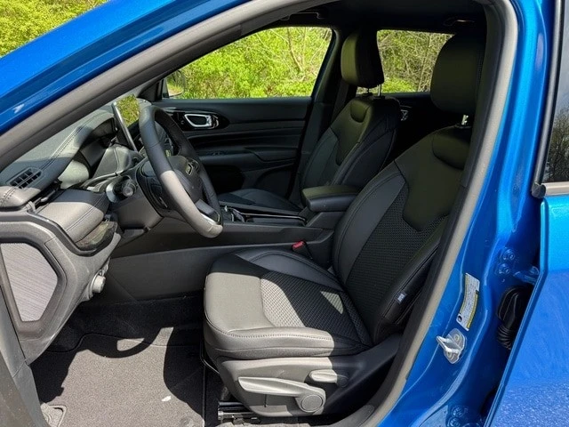 2026 Jeep Compass - Image 12 of 21