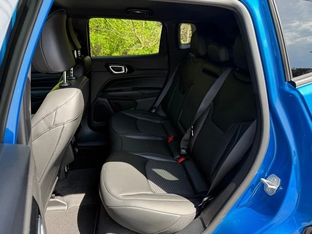 2026 Jeep Compass - Image 15 of 21