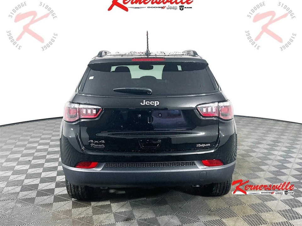 2026 Jeep Compass - Image 6 of 21