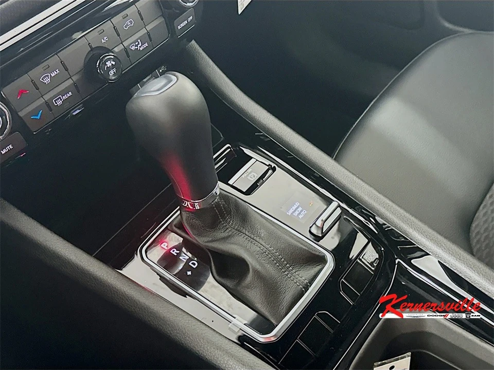 2026 Jeep Compass - Image 12 of 21