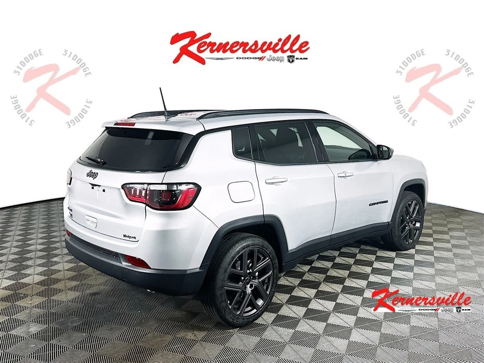 2026 Jeep Compass - Image 7 of 21