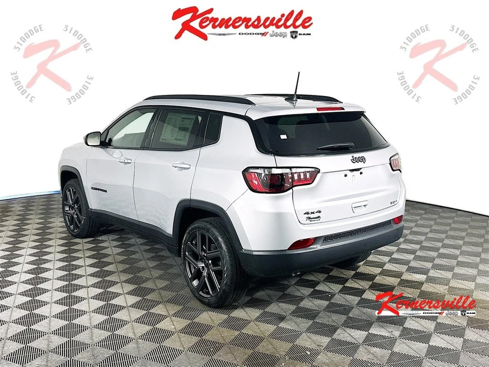 2026 Jeep Compass - Image 5 of 21